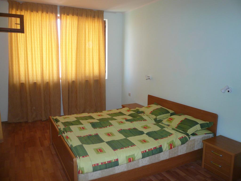 Dream Bay Family Hotel Tsarevo Quarto foto
